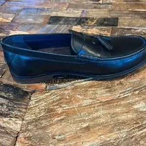 Cole Haan | Shoes | Cole Haan Black Leather Pinch Tassel  display picture 3